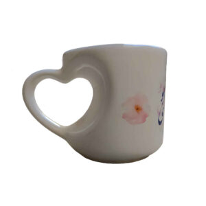 Persische Keramik Kaffeetasse mit herzförmigem Griff