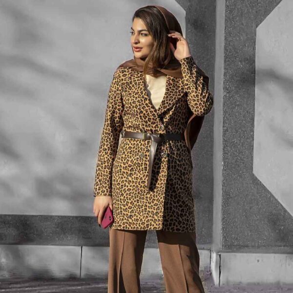 Persisches Damen-Manto „Pransa“ – ein edles Modell, das traditionelle Schönheit