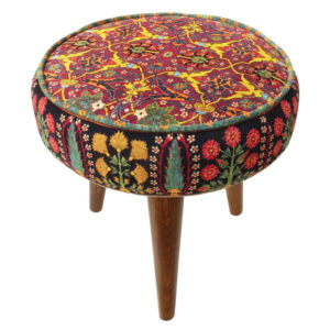 Traditioneller persischer Hocker mit Holzbeinen und Samtstoff, Baran
