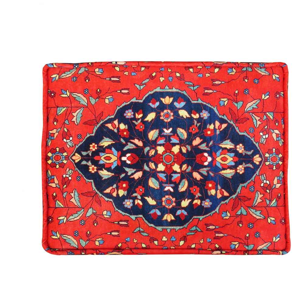 Traditioneller roter persischer Hocker mit Holzbeinen und Samtstoff, Mona