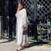Elegante Abaya für Frauen mit Luftigen Ärmeln und Weichem Stoff