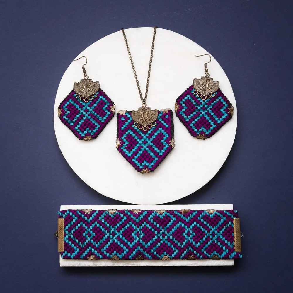 Persisches gesticktes Halsketten-, Armband- & Ohrring-Set Modell Haleh
