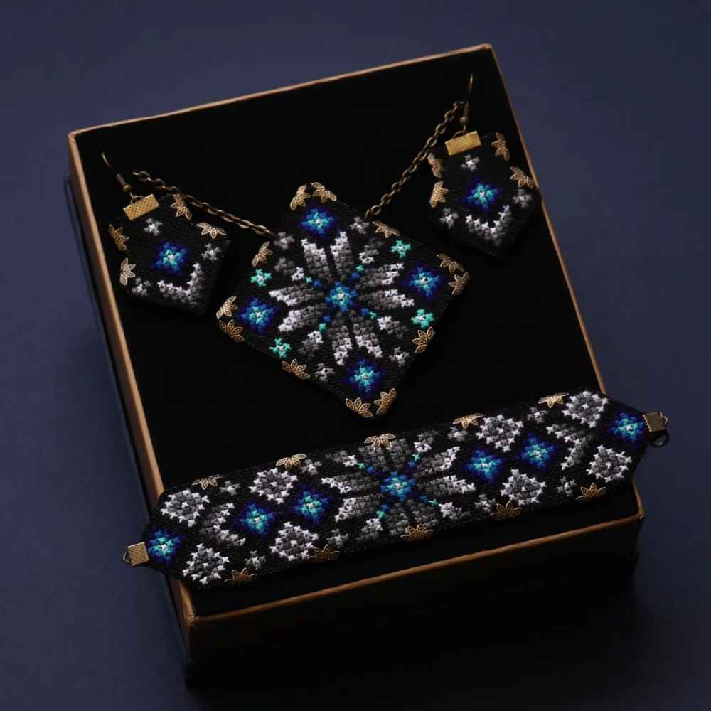 Persisches gesticktes Halsketten-, Armband- & Ohrring-Set Modell Rana