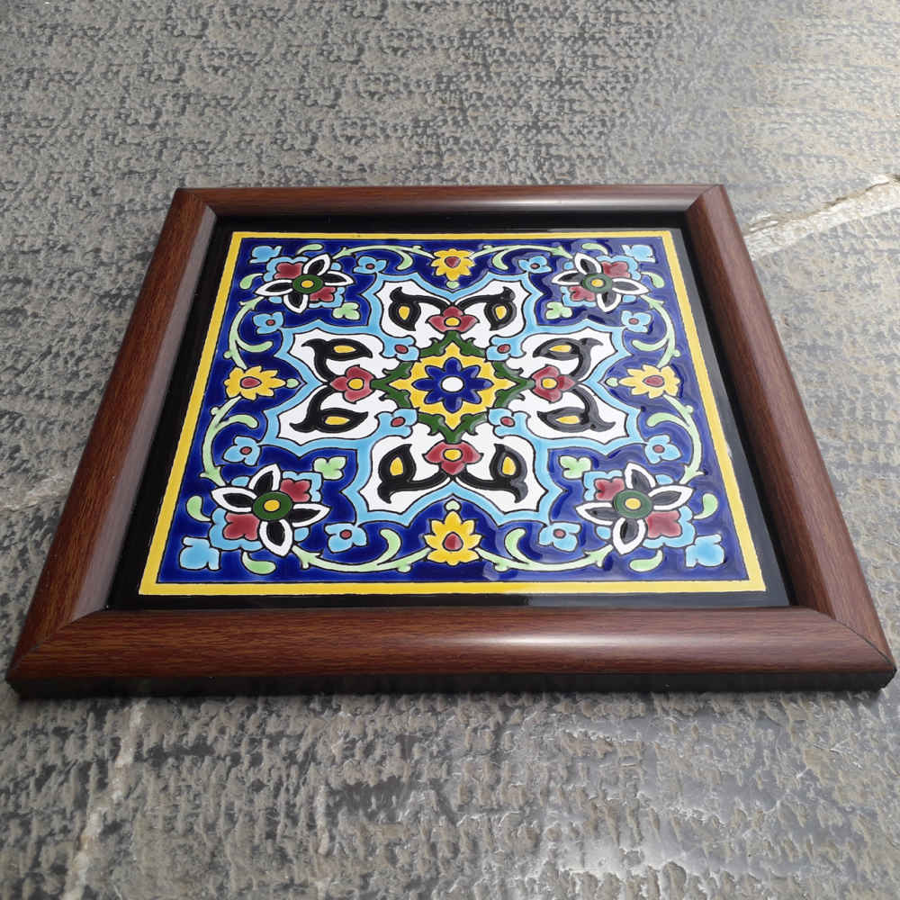 Dekorative persische gerahmte Keramikfliese – Farima
