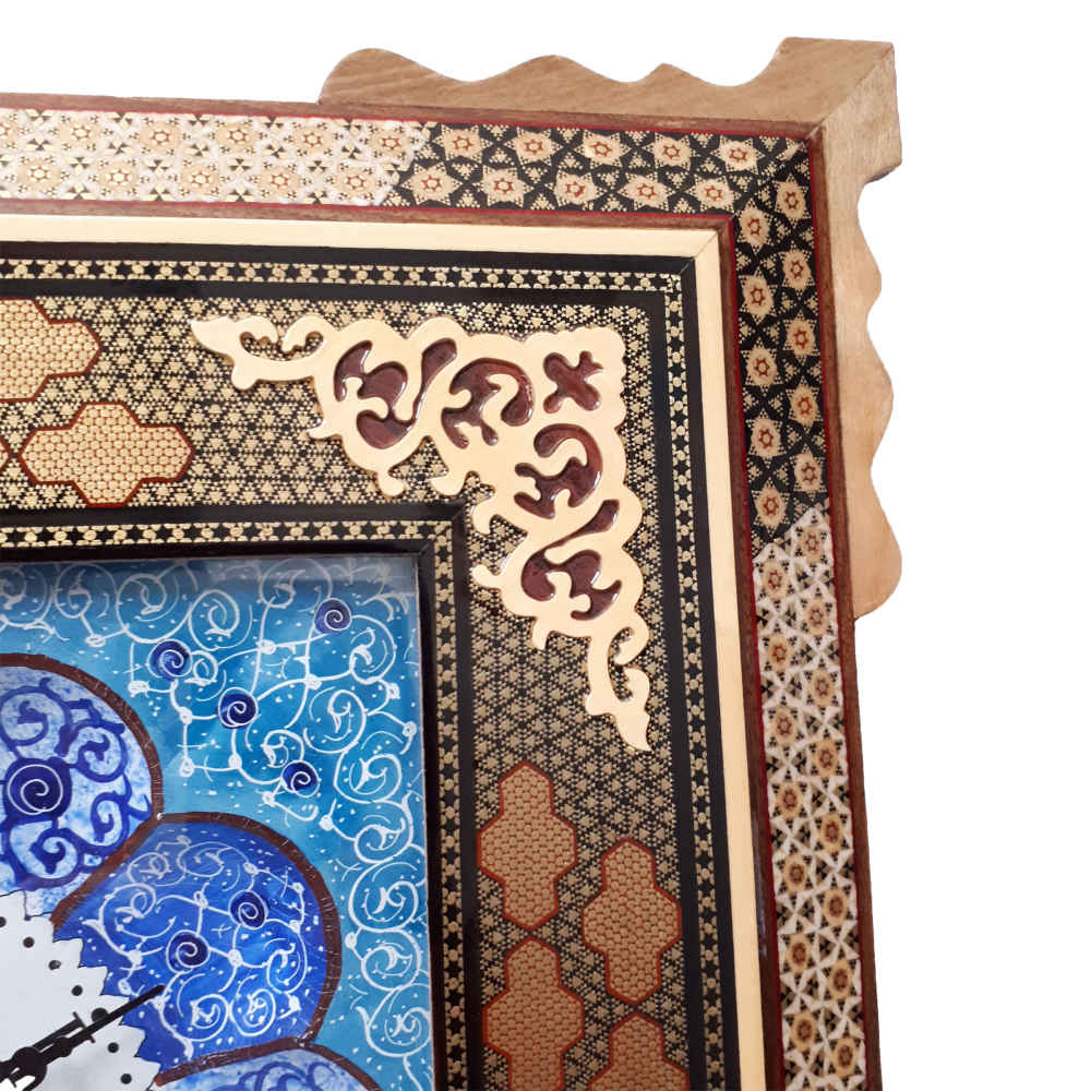 Handgefertigte persische Holzwanduhr – Khatam Intarsienkunst, Bina