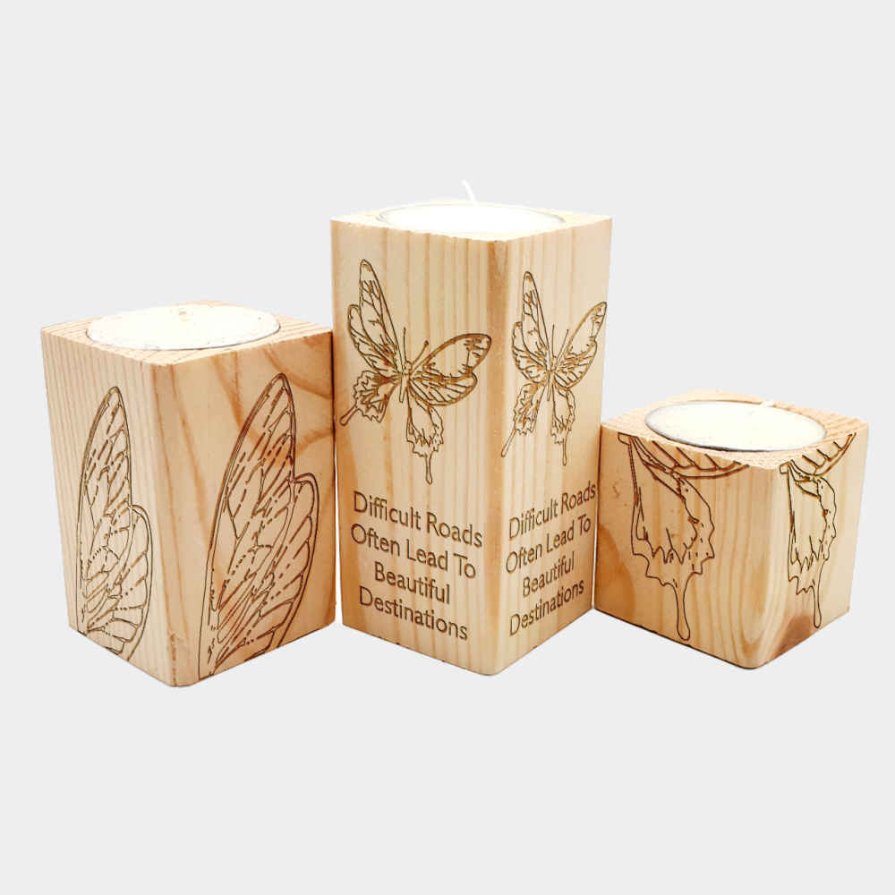 Massiver Holz-Würfel-Teelichthalter Set aus 3 / Schmetterling