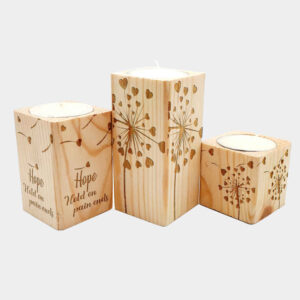 Massiver Holz-Würfel-Teelichthalter Set aus 3 / Hoffnung