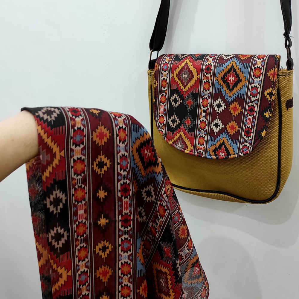 Bohemian Crossbody-Umhängetasche & Schal-Set mit Jajim-Muster
