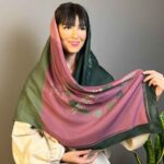 Persischer Künstlerischer Druck Schal für Damen – Luxus und Lebendiges Negarina-Design