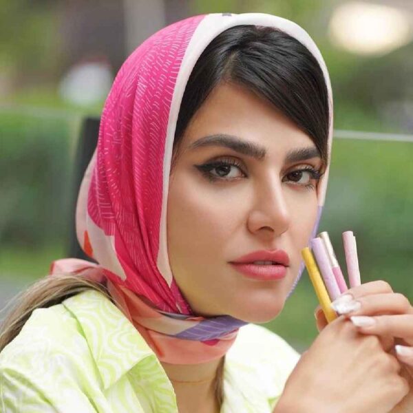 Seiden-Mini-Halstuch für Damen - Künstlerischer Druck Luxuriöses & Lebhaftes Design Zaghak