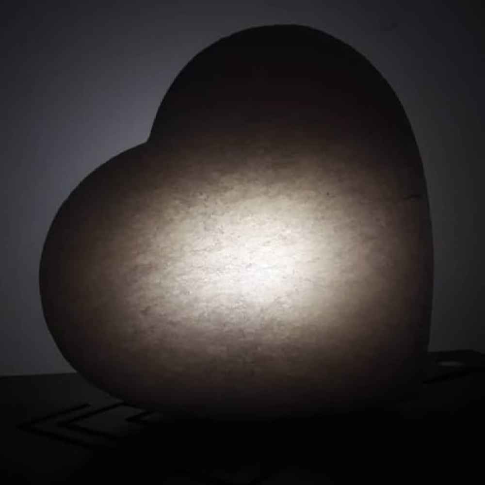 Herzförmige Salzkugel – Handgefertigtes Design