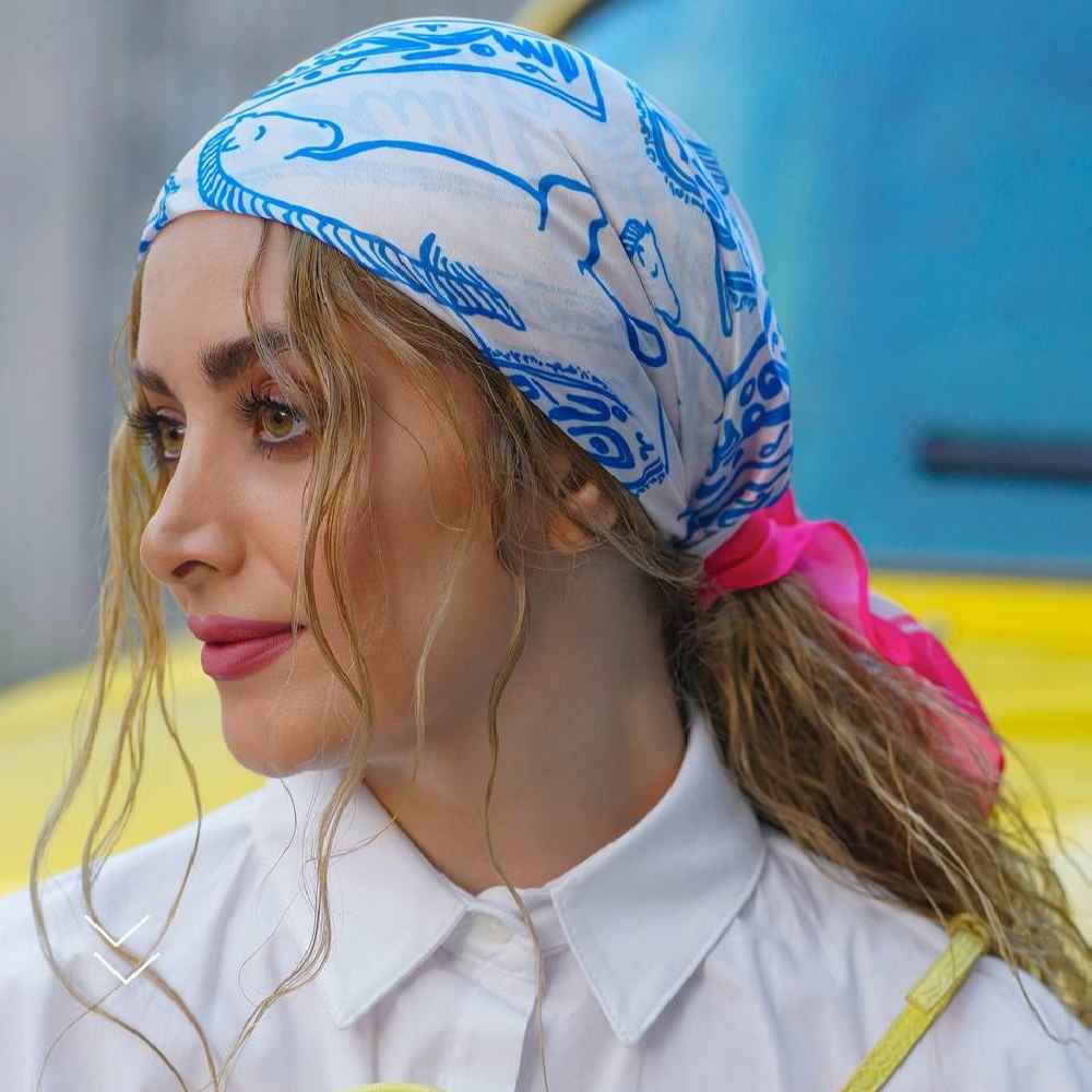 Persisches Seiden-Mini-Halstuch für Damen – Künstlerisches Luxuriöses & Lebhaftes Muster Sepid