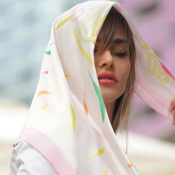 Persisches Seiden-Mini-Halstuch für Damen - Künstlerisches Luxuriöses & Lebhaftes Muster Arezoo