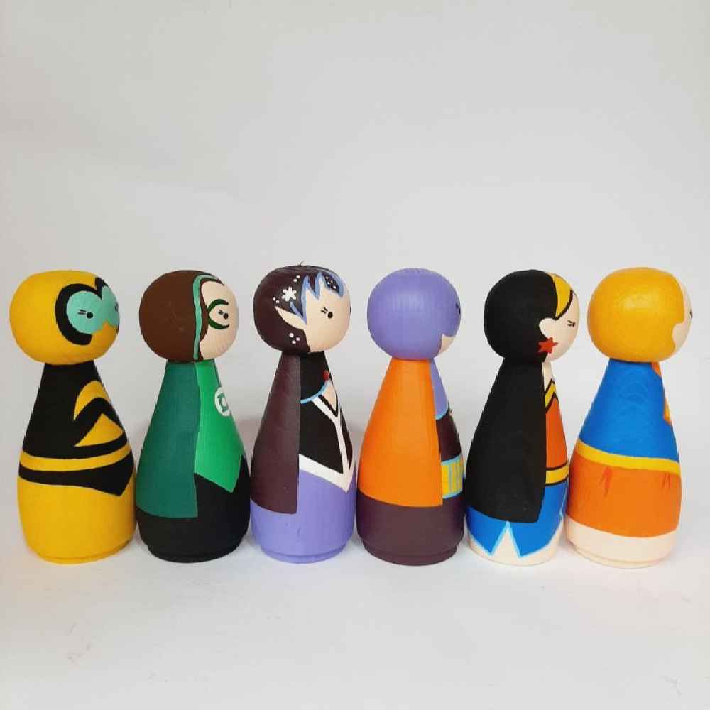 Handgefertigte Holz-Peg-Puppen – Superhelden | Anpassbare Holzfiguren