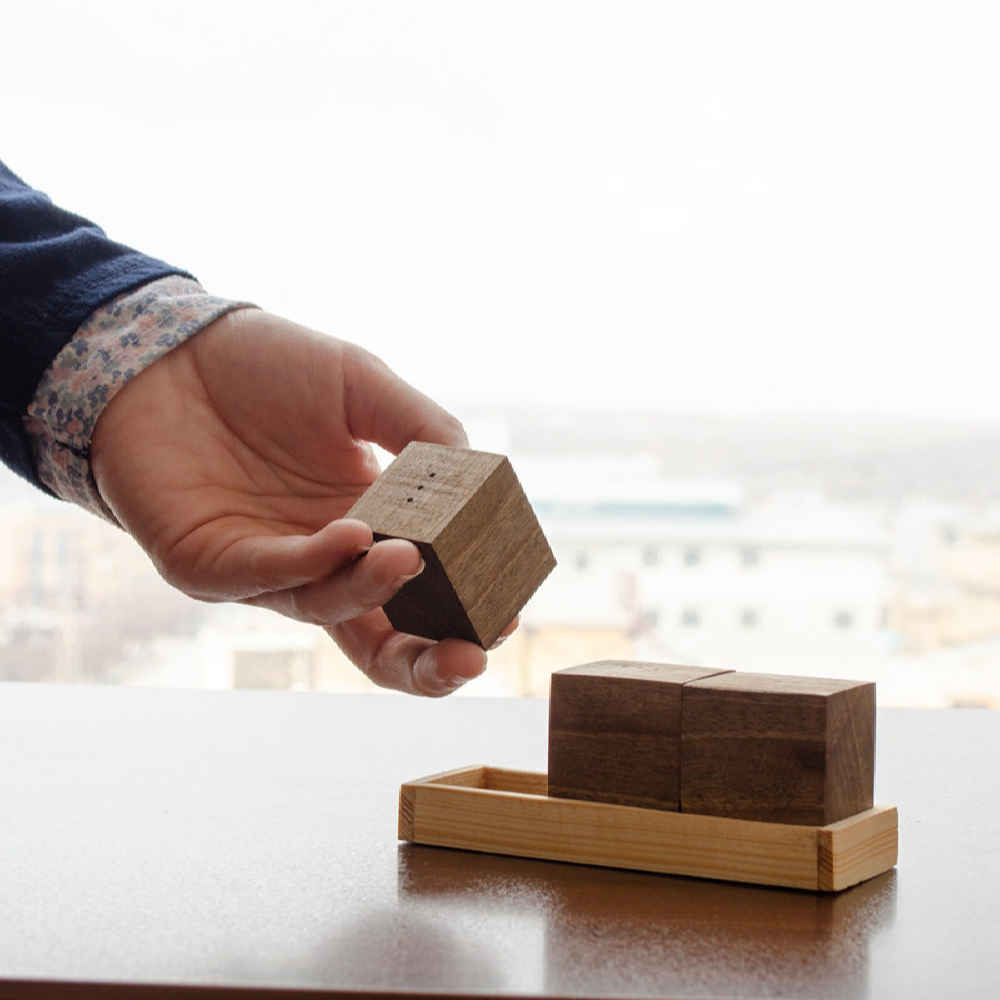 Set aus Holz Salz- und Pfefferstreuern Vania