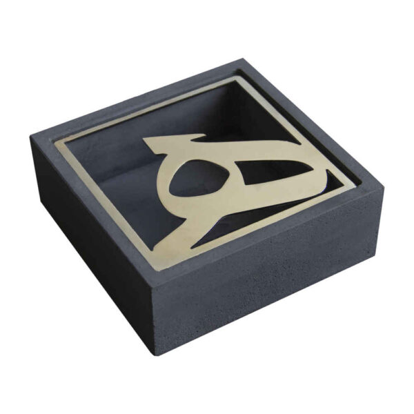 Persischer Zement-Aschenbecher – Modernes Kalligrafie-Design He