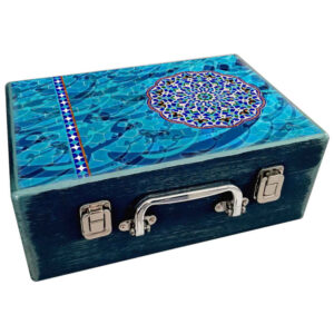 Holzbox zum Verschenken mit persisch inspiriertem Muster Nastaliq