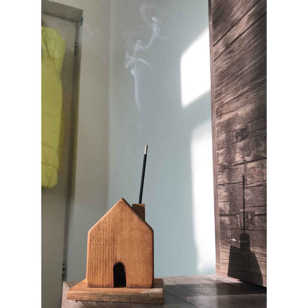 Holz-Räucherstäbchenhalter – Modell Abshar