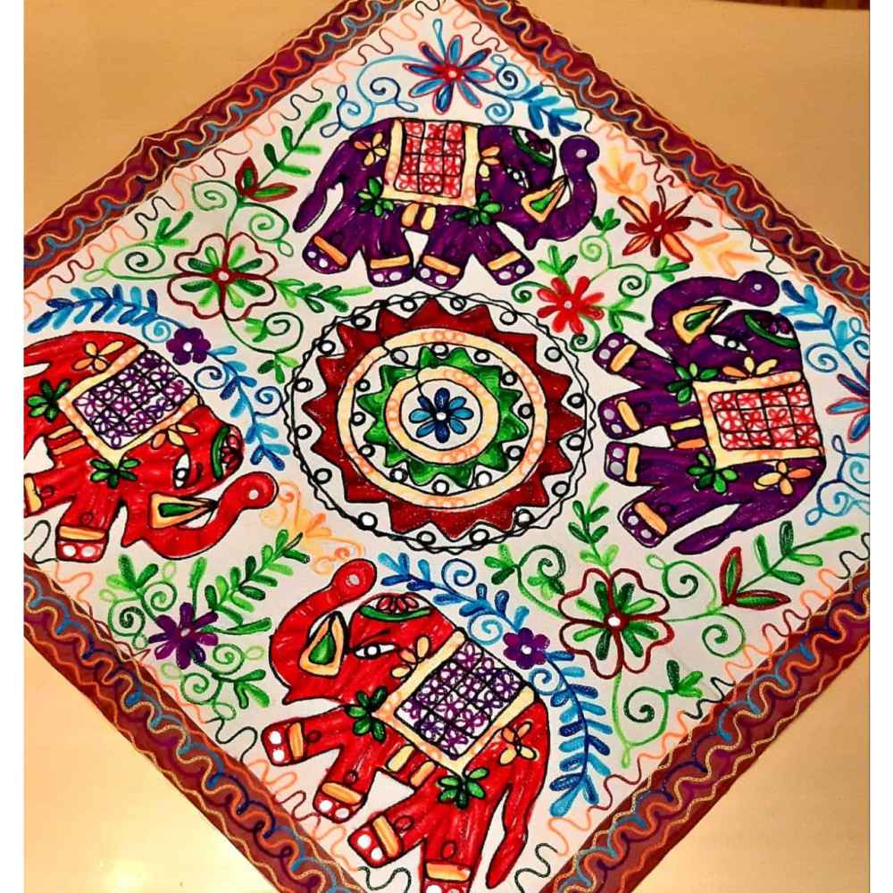 Bestickte Wandteppich-Wanddekoration – Balochi Heritage Elefant Textilkunst