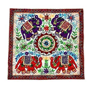Bestickte Wandteppich-Wanddekoration – Balochi Heritage Elefant Textilkunst