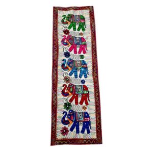 Bestickte Wandteppich-Wanddekoration – Balochi Heritage Fil Textilkunst