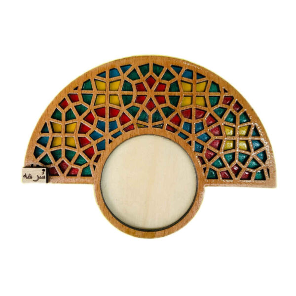 Geometrischer Holzuntersetzer mit dem Design Design (x2)