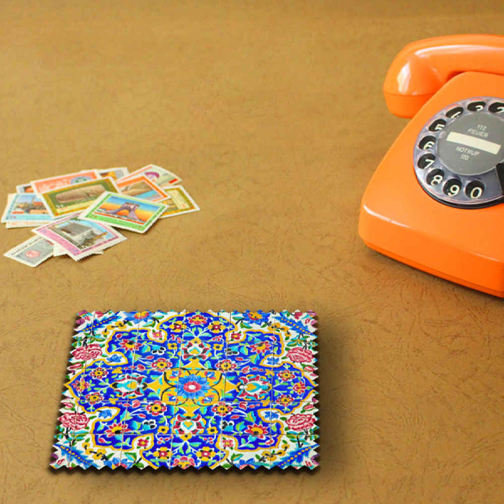 Set aus Untersetzern & Halter mit persisch inspiriertem künstlerischen Design Saleh