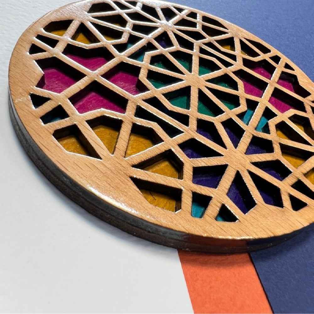 Geometrischer Holzuntersetzer mit dem Design Sara (x2)