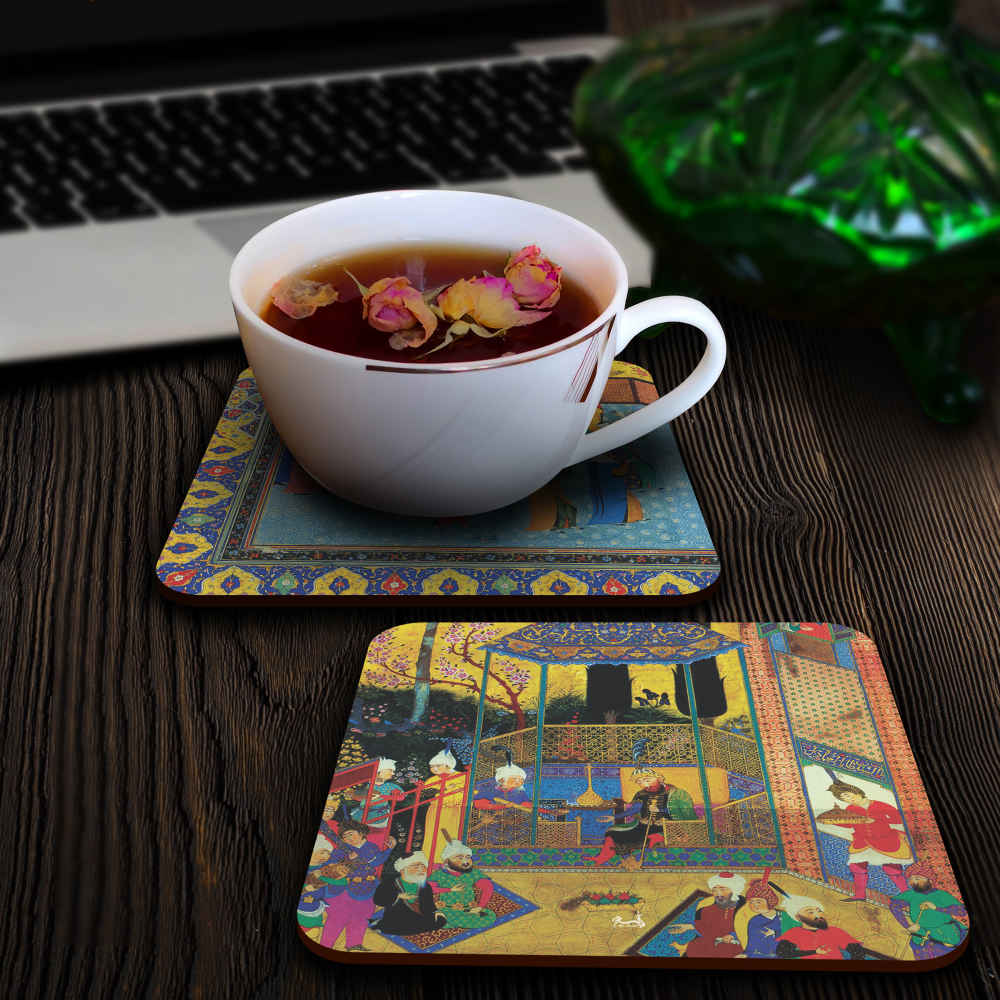 Set aus Untersetzern & Halter mit persisch inspiriertem künstlerischen Design Schahnameh