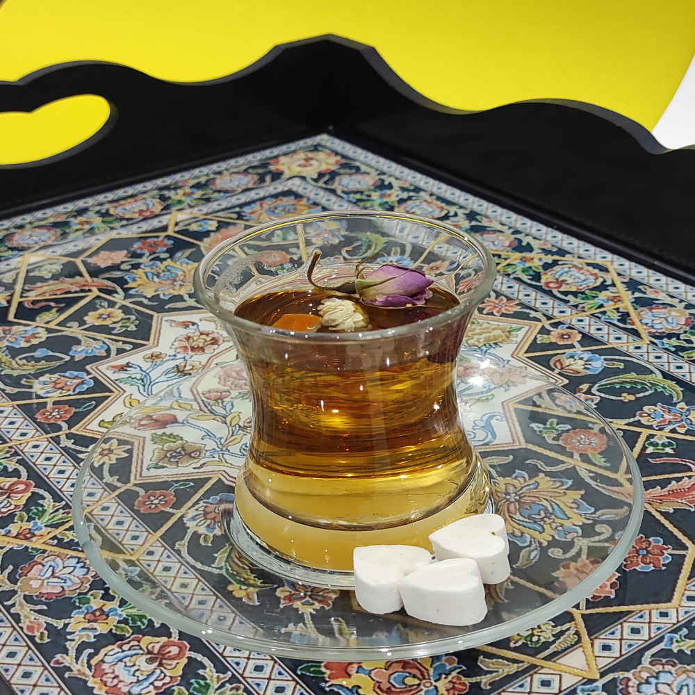 Farsh Holzserviertablett mit persischem Motiv – Elegant & Funktional