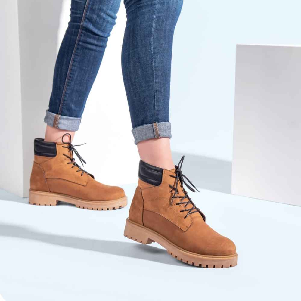 Lederstiefeletten für Frauen – Modell A182