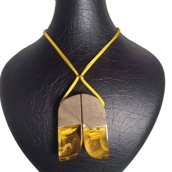 Holz- & Harz-Halskette, handgefertigt, künstlerisch, auffälliger Stil Kooh