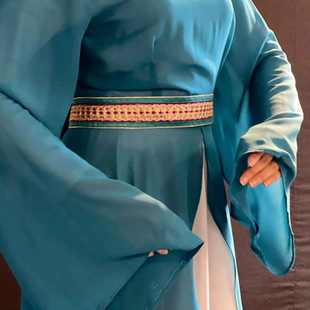 Damen Sama-Tanzkleid-Set – Elegant & Fließend