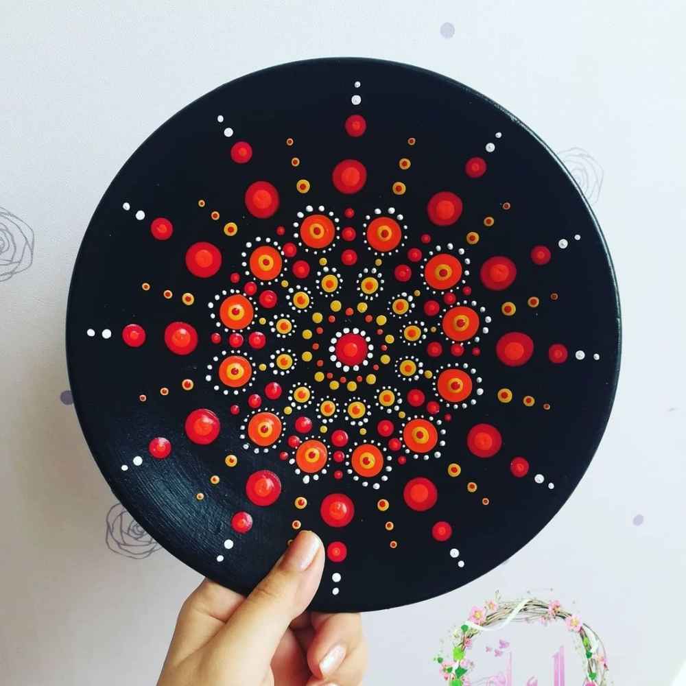 Dekorativer Keramikteller handgemalt Dot Art Sonne
