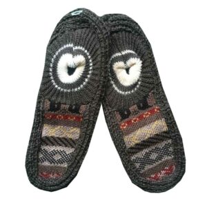 Häkelslippers für Damen aus Acrylfaser, gestrickt im traditionellen Design