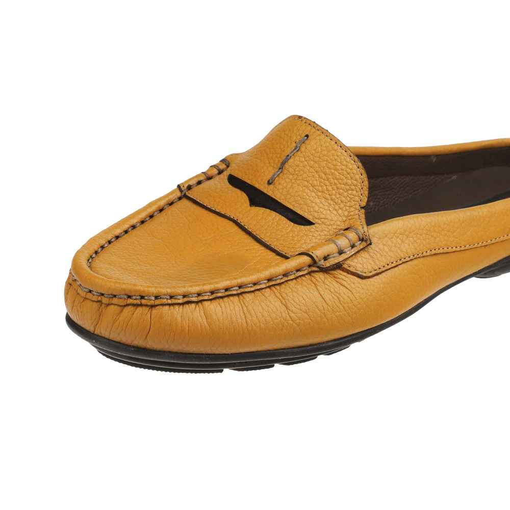 Damenschuhe aus Naturleder – Modell Raha