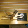 Holz-Schreibtischlampe im Novitätendesign, handgefertigt und verstellbar, Katzenfigur