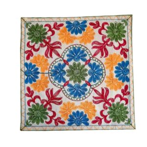 Bestickter Kissenbezug – Elham Suzani-Design