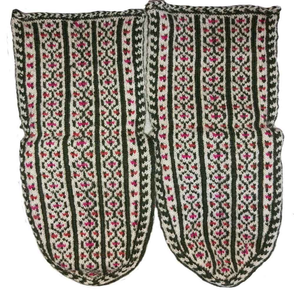 Persische handgewebte Wollsocken für Damen, gestrickt von Farhad