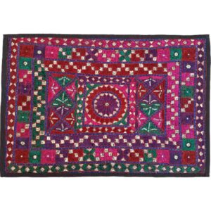Handbestickte Tischdecke Modell Nariman