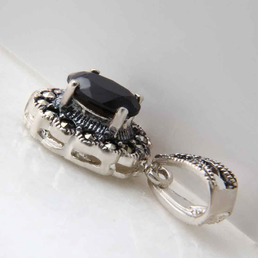 Persischer Silberanhänger im klassischen Stil mit Achat-Edelstein Laya