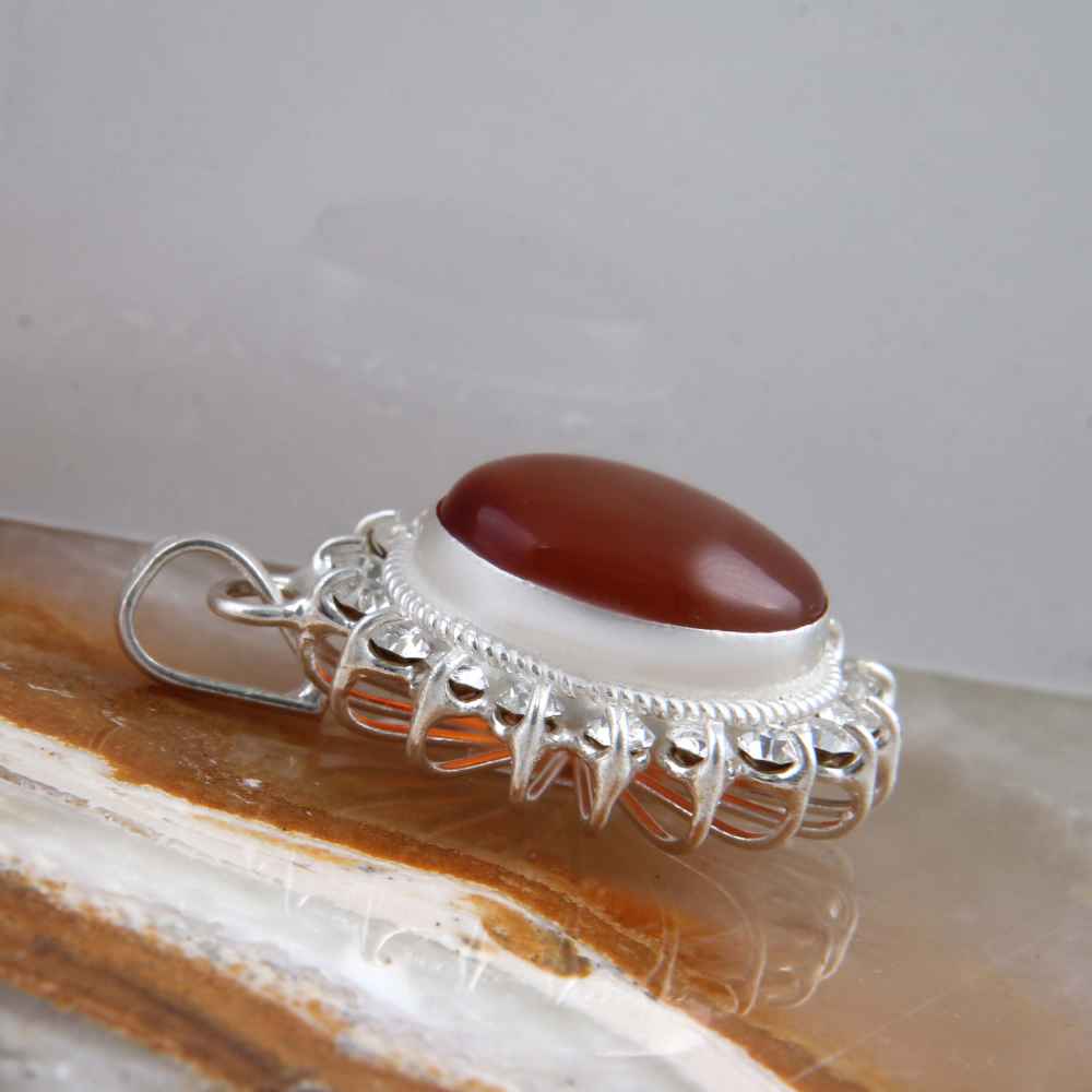 Persischer Silberanhänger im klassischen Stil mit jemenitischem Aqeeq-Edelstein Sima