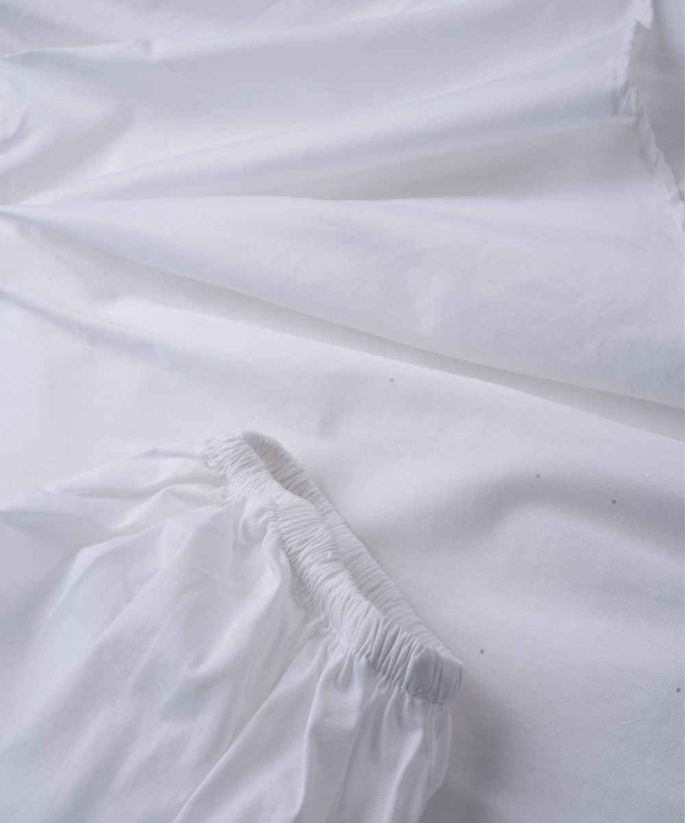 Damenmode Langarmkleid mit Rundhalsausschnitt – Modell Hasti