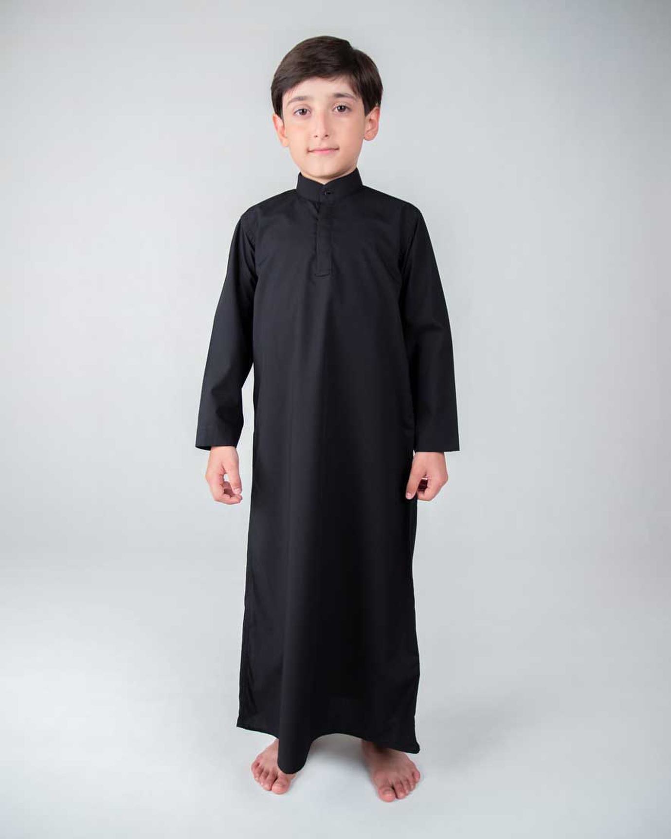 Schwarze Dishdasha Thobe für Kinder – Traditionelle Arabische Kleidung
