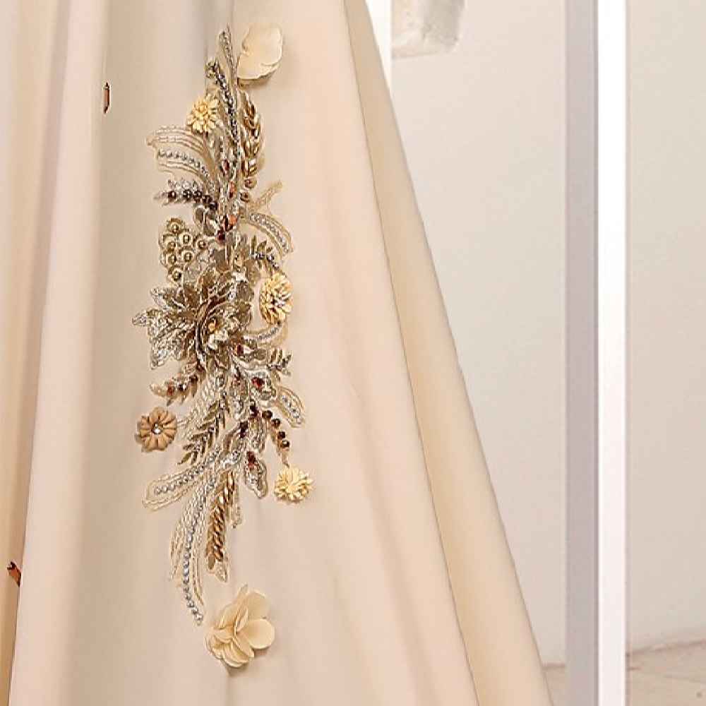 Hochzeits-Chador-Modell der iranischen Braut Katayoun