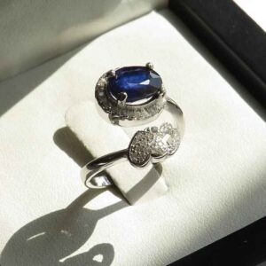 Blauer Rubin Verlobungs-Silberring Bliss für Damen Kabood