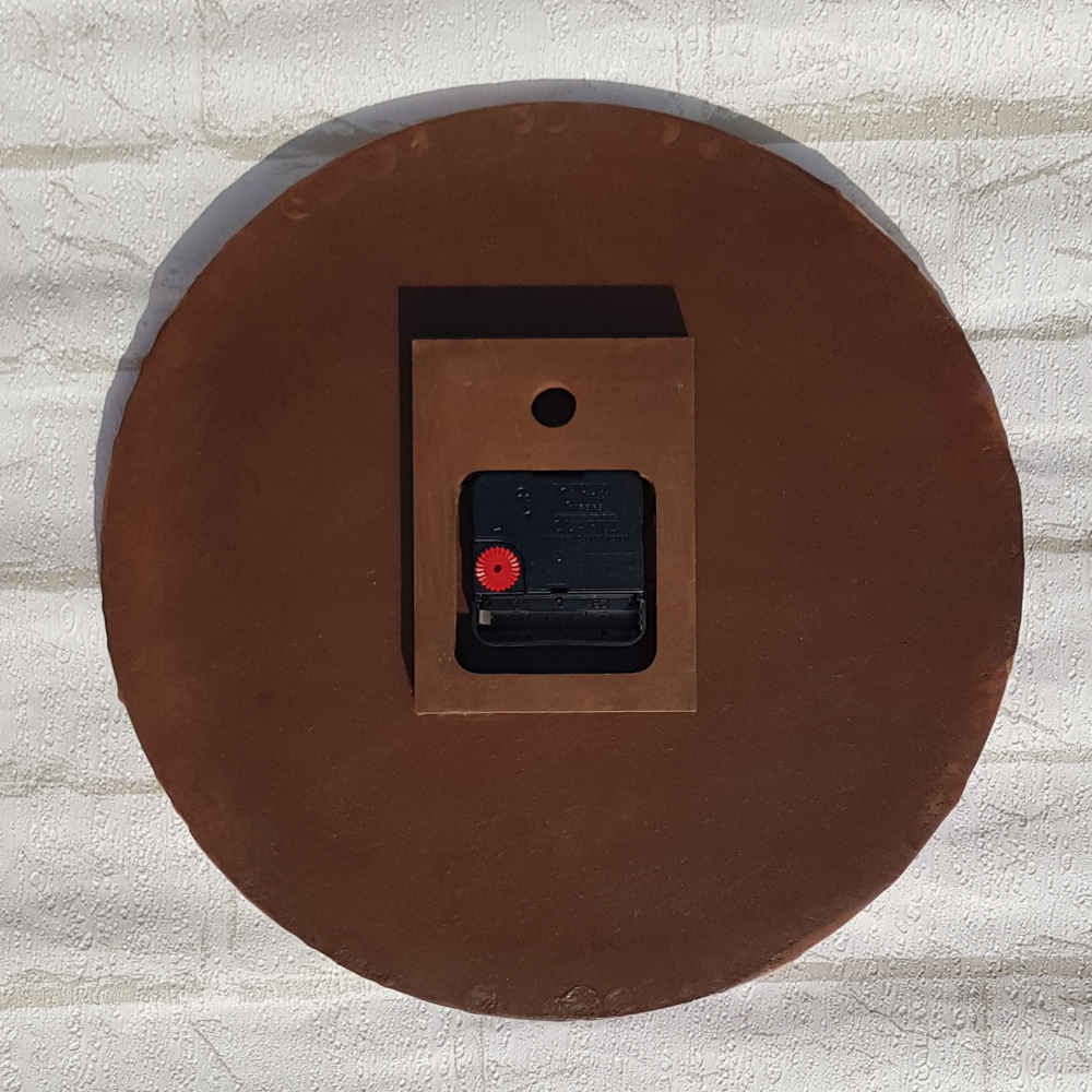 Handgefertigte Harz-Wanduhr – Abstrakter Stil Hoora