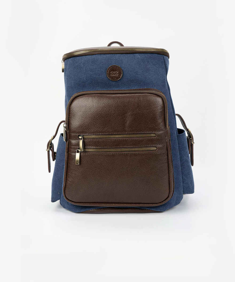 Schwarzer Damenrucksack Modell Farhad