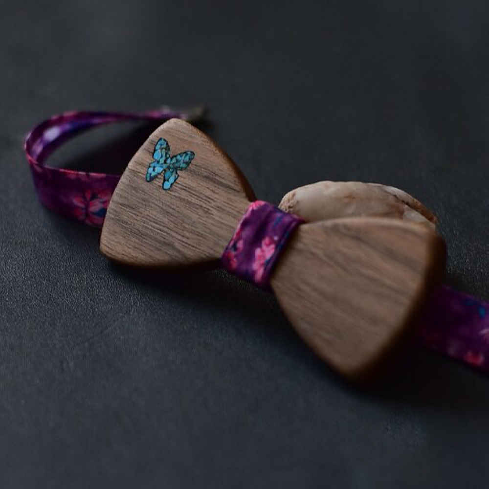 Handgefertigte Holzfliege - Elegantes Modell Parvane