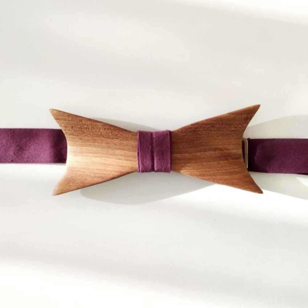Handgefertigte Holzfliege - Elegantes Modell Sepehr
